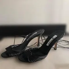 MANOLO BLAHNIK ストラップサンダル ブラック 35.5美品のサムネイル