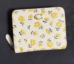 Coach 二つ折り財布　　花柄のサムネイル