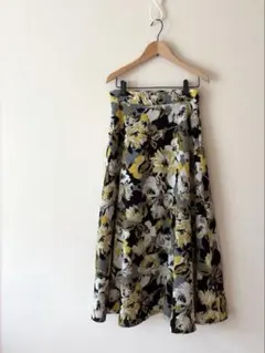 ロペピクニック 花柄 ロングフレアスカートのサムネイル