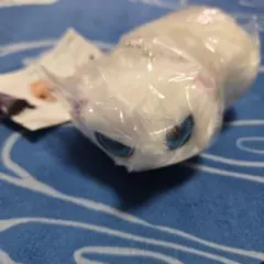 なつかない猫ぬいぐるみ ボールチェーン付き