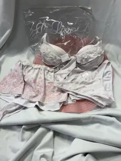 LIZLISA 花柄レース水着4点セット M 9Mのサムネイル