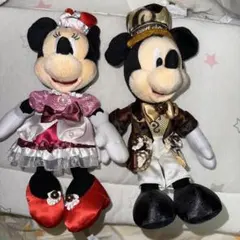 東京ディズニーシー　テーブルイズウェイティング　ミッキーミニーぬいぐるみバッジ