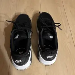 NIKE スニーカー　24cm