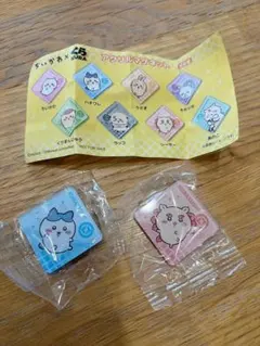 ちいかわ　くら寿司　アクリルマグネット ハチワレ・シーサー