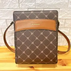 美品✨ &chouette モノグラム スクエアショルダーバッグ ダークブラウン