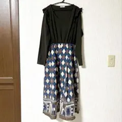 axes femme 長袖ワンピース