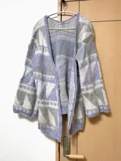 オルテガ柄カーディガン