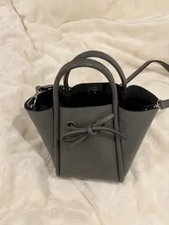 FRAY ID フレイアイディーリボンスモールバッグ　ハンドバッグ