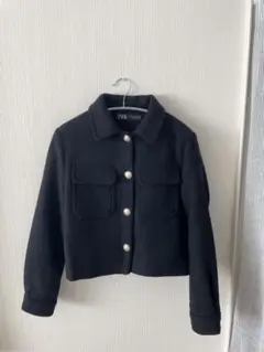 ZARAブラック クロップドジャケット ボタン付き