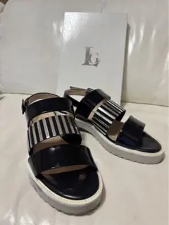 Luca Grossi ルカグロッシ ストライプデザイン 黒 サンダルのサムネイル