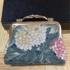 Item thumbnail for item 4fa0b80b-4141-4df4-a471-94e54247d7d3