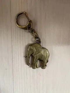 ゾウ　キーホルダー