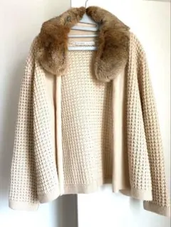 Item thumbnail for item 8b3a4998-d2ba-44af-848d-33930214fe94