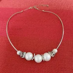 パールとクリスタルのネックレス