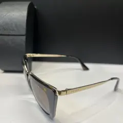 2026年最新】prada サングラス キャットアイの人気アイテム - メルカリ