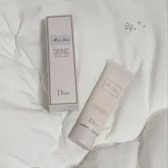 Miss Dior ハンドクリーム クリーム de Rose お値下げ中