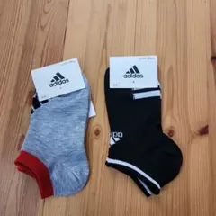 adidasキッズ靴下2足セット21~23㎝