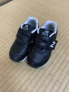 未使用⭐️New Balance 996 ブラック キッズスニーカー