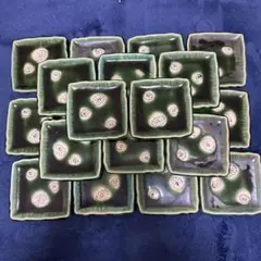 織部焼角皿。陶器の花模様正方形皿 20枚セット