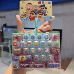 ライセンス有り」クレヨンしんちゃん　アクション仮面　キーボードキーホルダー