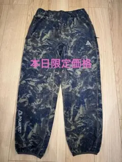 nike acg フリースパンツ カモフラ wolf tree