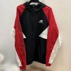 New Balance S ウィンドブレーカーのサムネイル