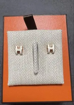 HERMES オランプ ピアス ピンクゴールド/ホワイト - メルカリ