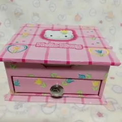 サンリオ　ハローキティ　木箱　アクセサリーBOX レア　昭和レトロ サンリオ ハローキティ 木箱 アクセサリーBOX レア 昭和レトロ - メルカリ