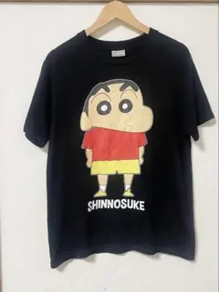 クレヨンしんちゃん　半袖　Tシャツ　黒