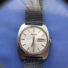 ビンテージ SEIKO 7006-7012 自動巻き シャンパン文字盤 1972 ビンテージ SEIKO 7006-7012 自動巻き シャンパン文字盤 1972 - メルカリ