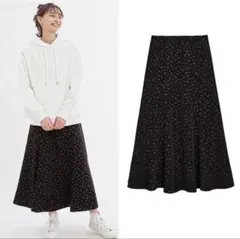 新品　GU フラワープリントフレアロングスカート サイズ　XS