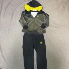 アディダス　100サイズ　セットアップ