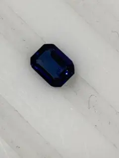 サファイアオクタゴンカットルース　0.57ct