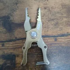 Item thumbnail for item 34dedf90-0e96-4e69-a19f-3a464cd5fc7f