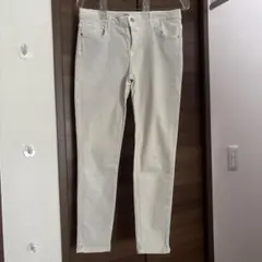 ZARA ホワイト スキニーパンツ