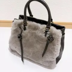 【極美品】ファー×レザー調 2WAYハンドバッグ（ブラック×グレー）
