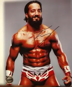 Tony Nese 直筆サイン入りフォト 8x10