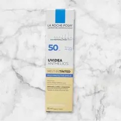 新品✨　ラロッシュポゼ UVイデア XL ティント 30mLのサムネイル