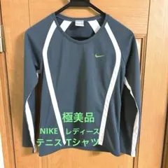 極美品　ナイキ　レディーステニスTシャツ　Mサイズ