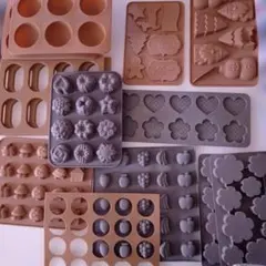 シリコン製 焼き菓子型 いろいろ12枚セットのサムネイル
