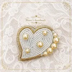 【No62】ハート ビーズ刺繍ブローチ