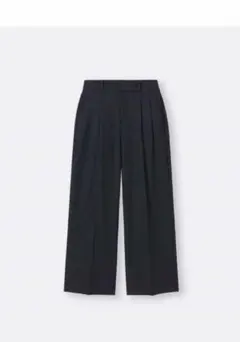 新品/ほぼ未使用GUタックワイドパンツ　ウエスト68 Mサイズ