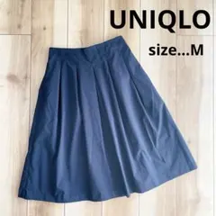 UNIQLO ドライストレッチタックスカート　フレアスカート　膝丈