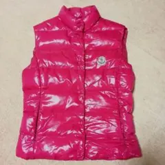 お値下げ☆ MONCLER ダウンベスト 濃いピンク Sサイズ