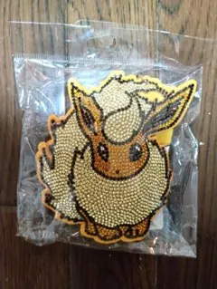 （公式品）ポケモン　ブースター　キーホルダー