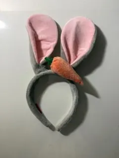 ウサギ耳カチューシャ ニンジン付き