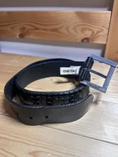 DIESEL スタッズ付きブラックレザーベルト