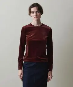 ベルベット Tシャツ