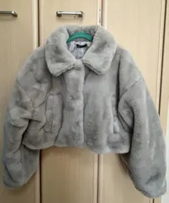 nui nulluショートファージャケット