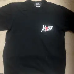 MOBB. ブラック Tシャツ